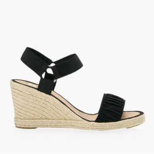 Brown’s Hudson Wedges